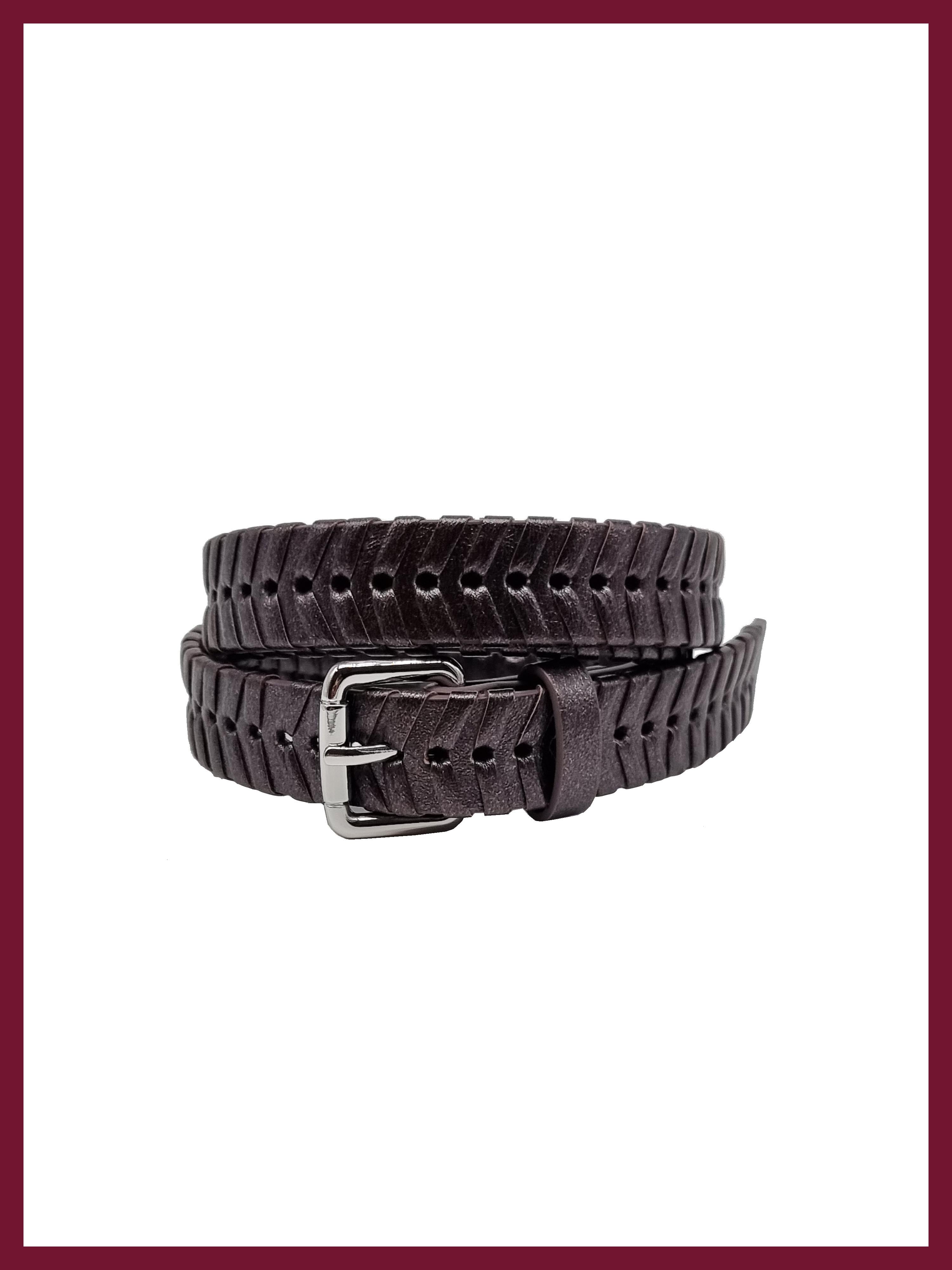 Women's gunmetal woven belt for contemporary outfit styling