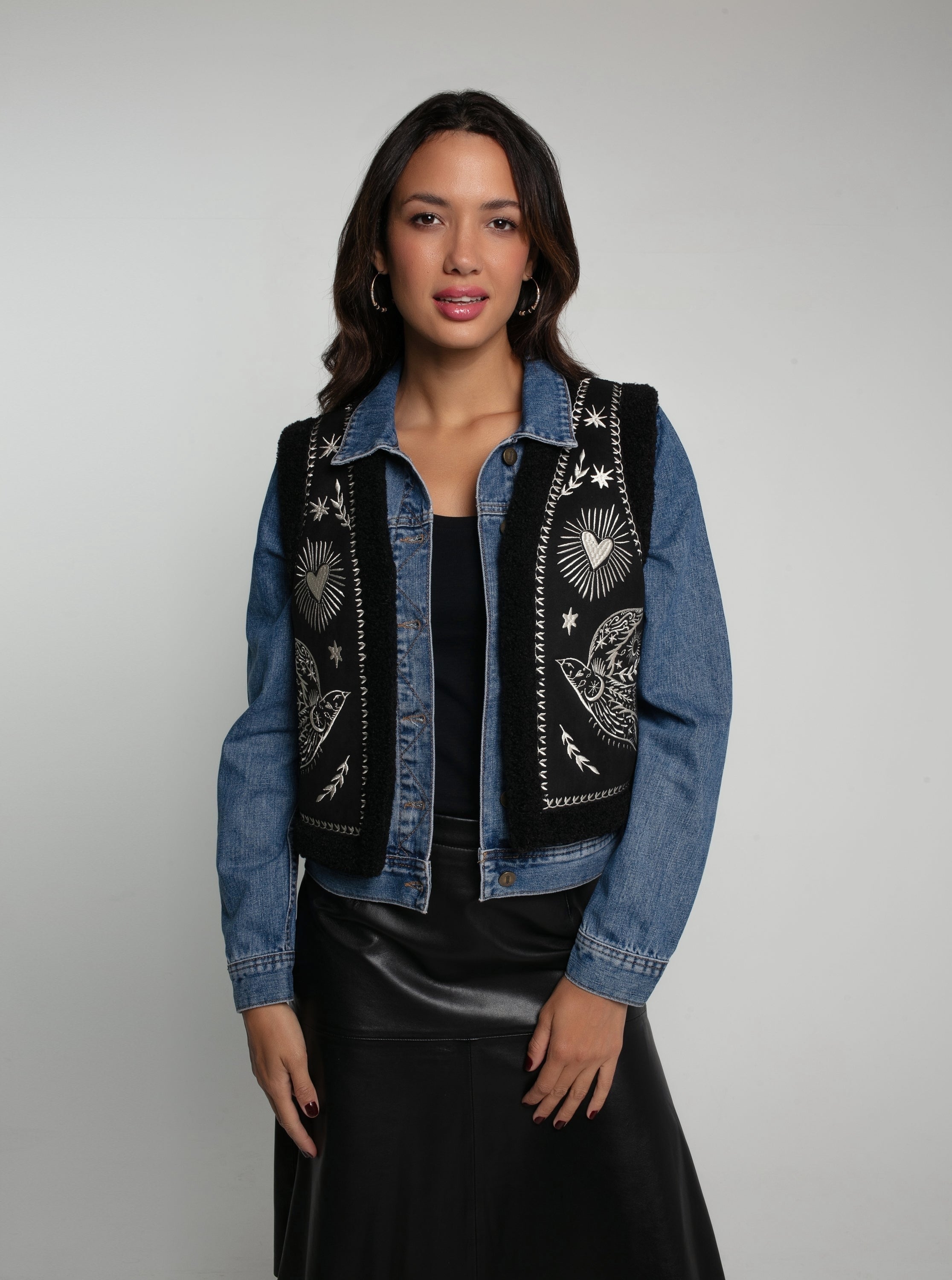 FREE BIRD EMBROIDERED FAUX SHEARLING GILET-BLACK