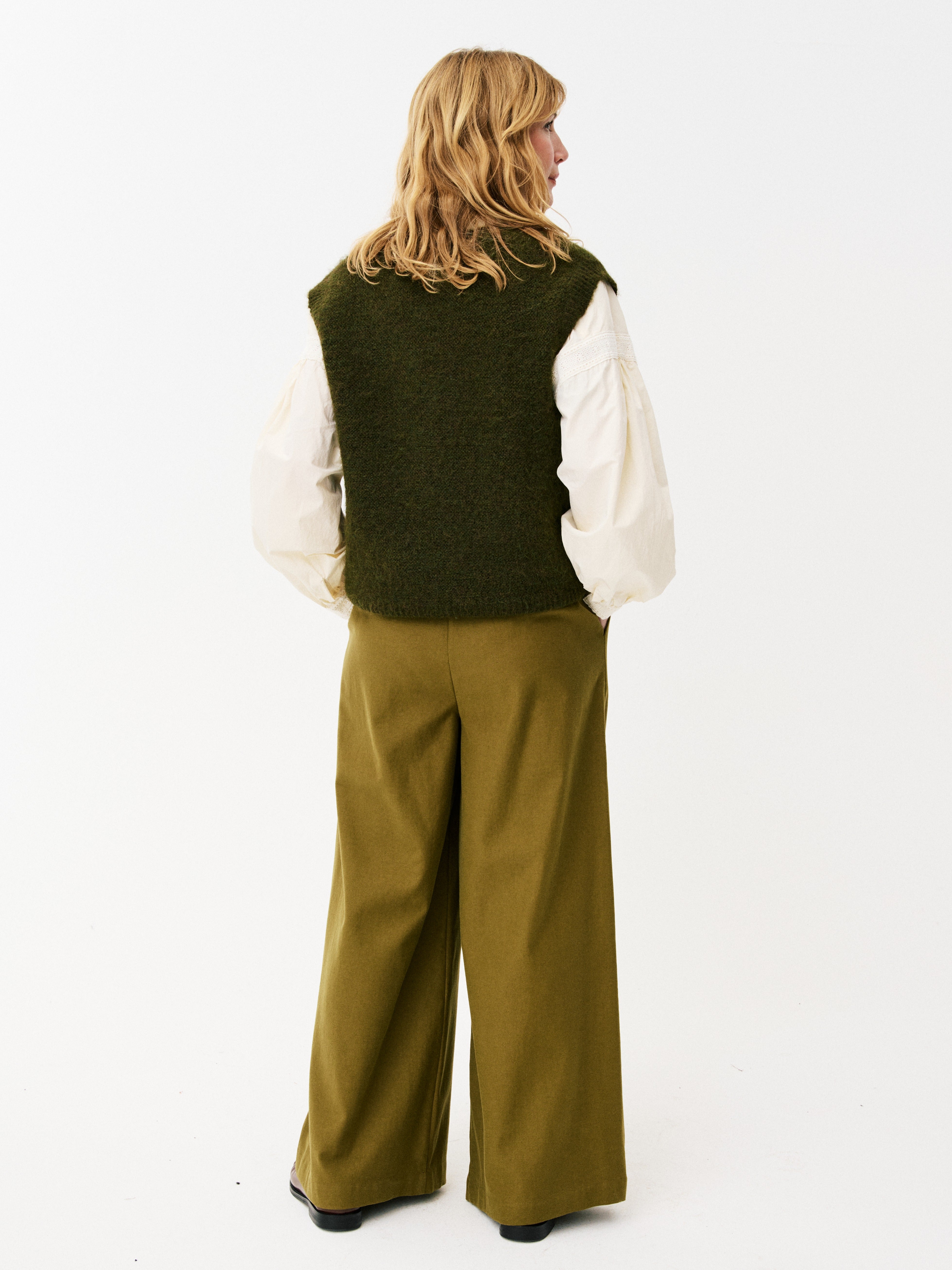 Aycan Sleeveless Jumper - Khaki