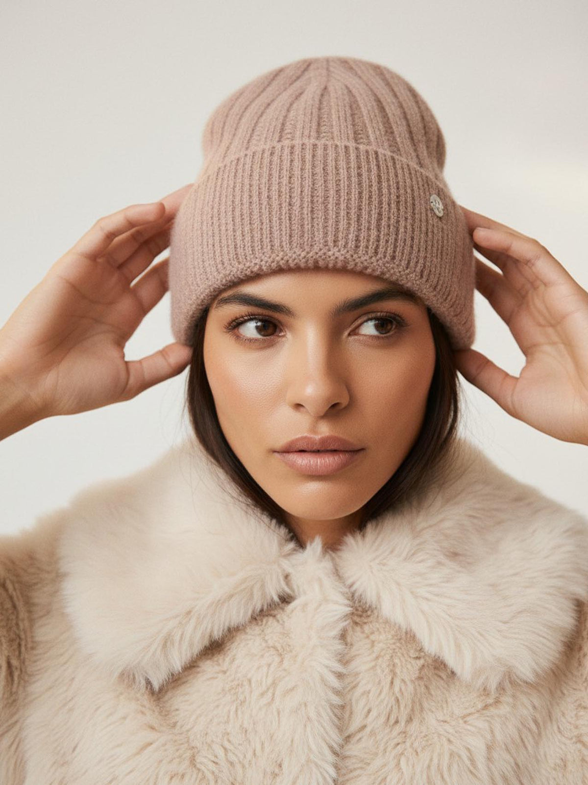 Iris Beanie Hat - Mink