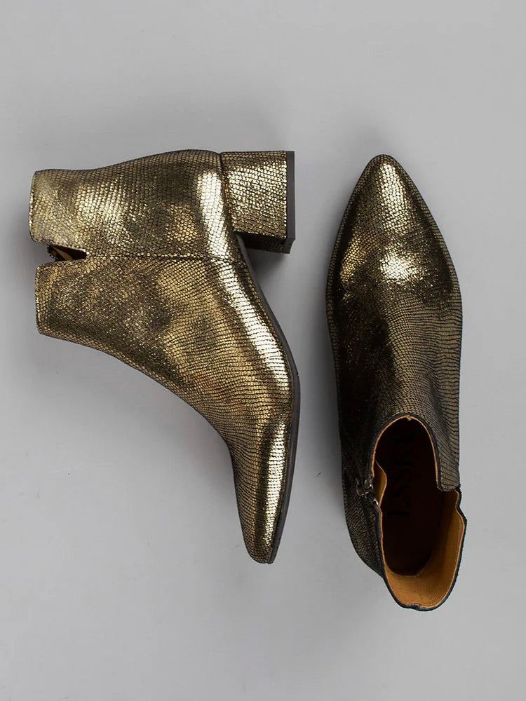 LEISEL BOOTS IN ONYX