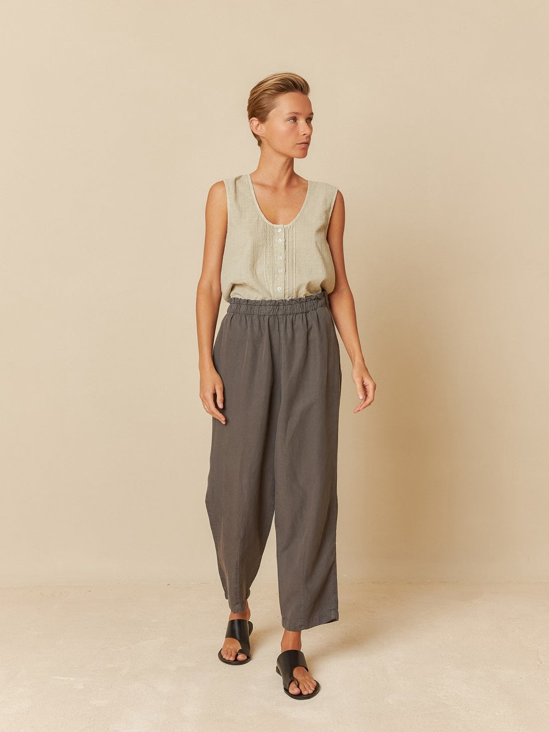 Carbon Linen Trousers