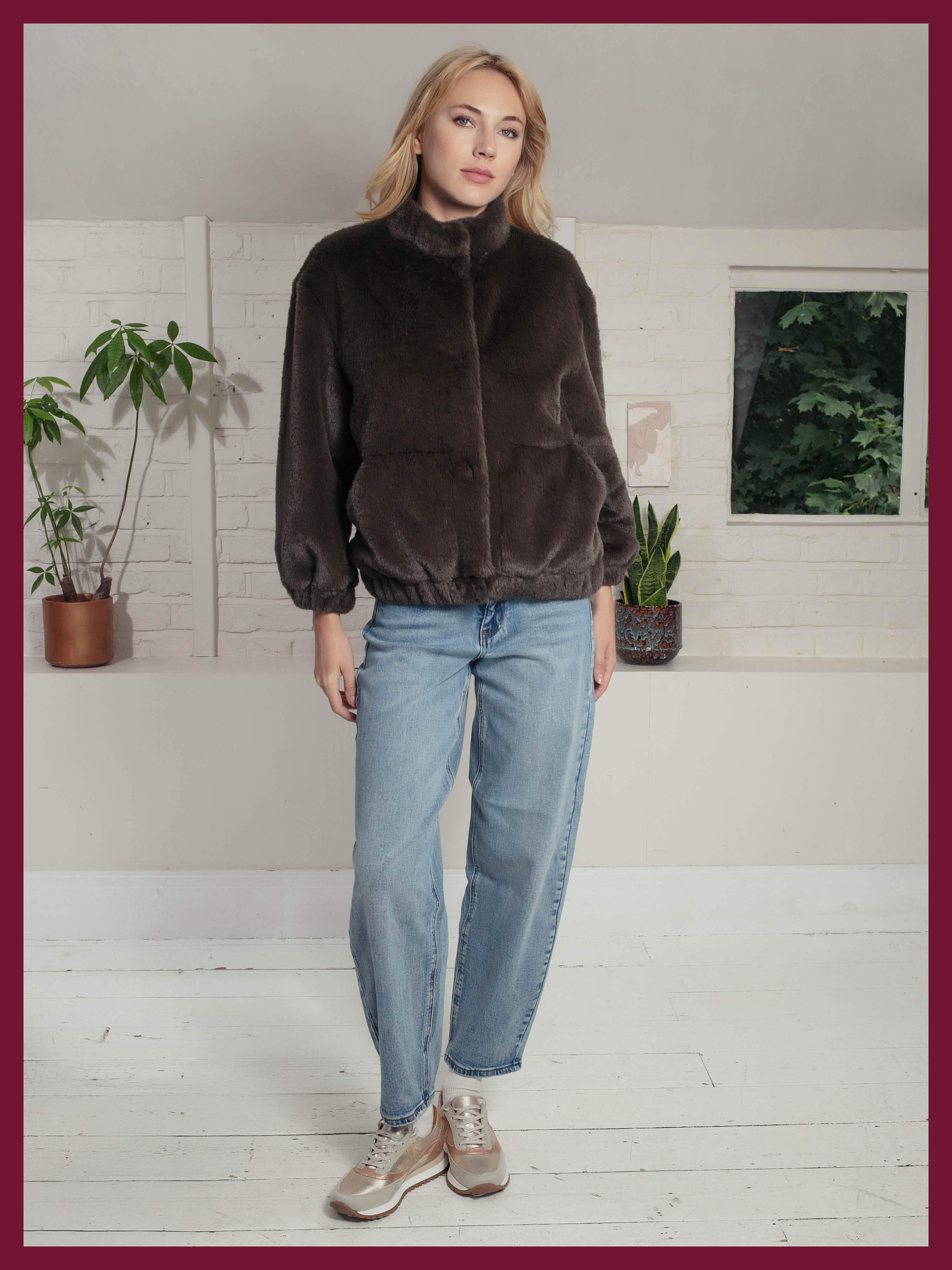 Aubrey Faux Fur Jacket In Khaki