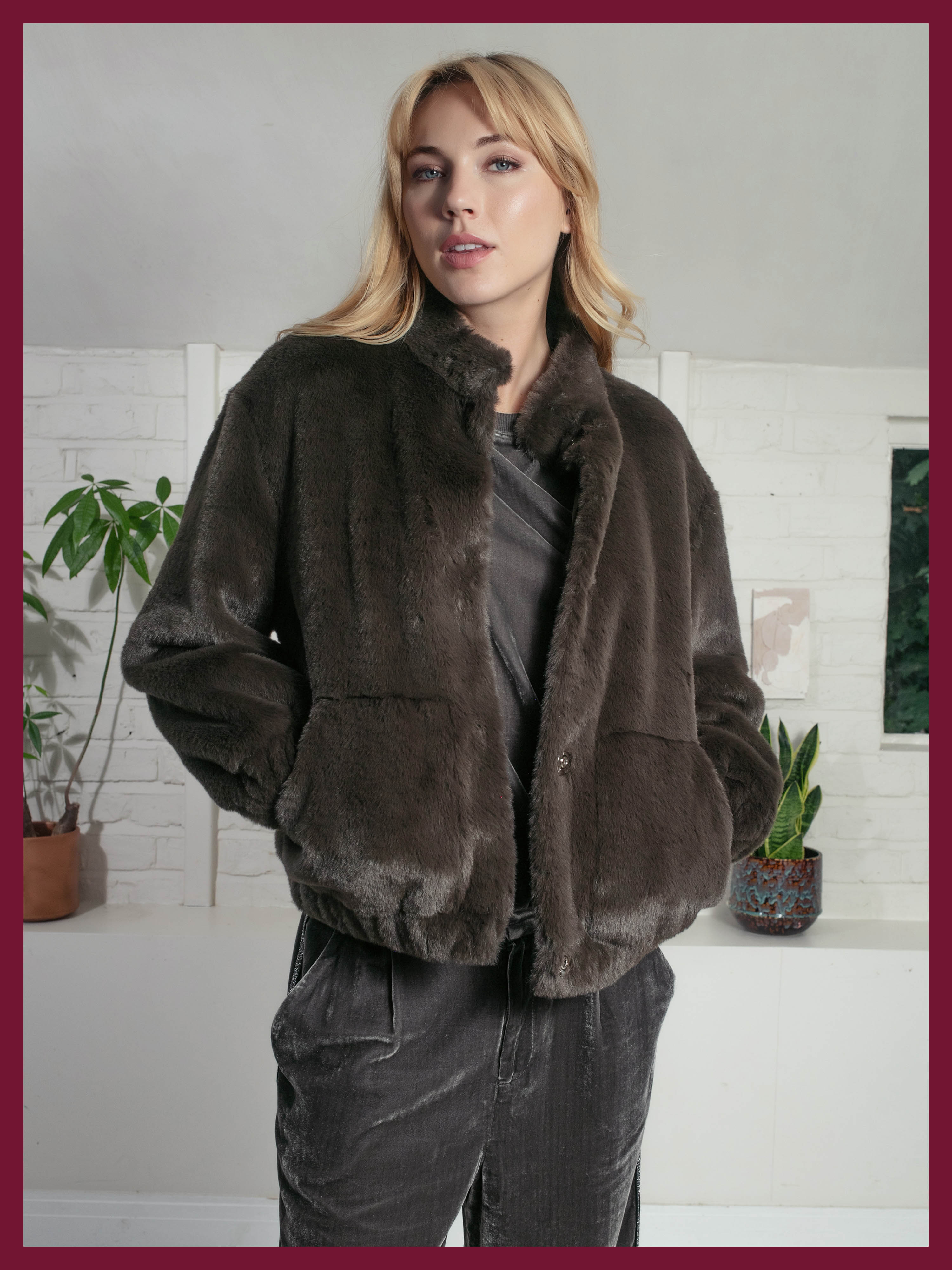 Aubrey Faux Fur Jacket In Khaki