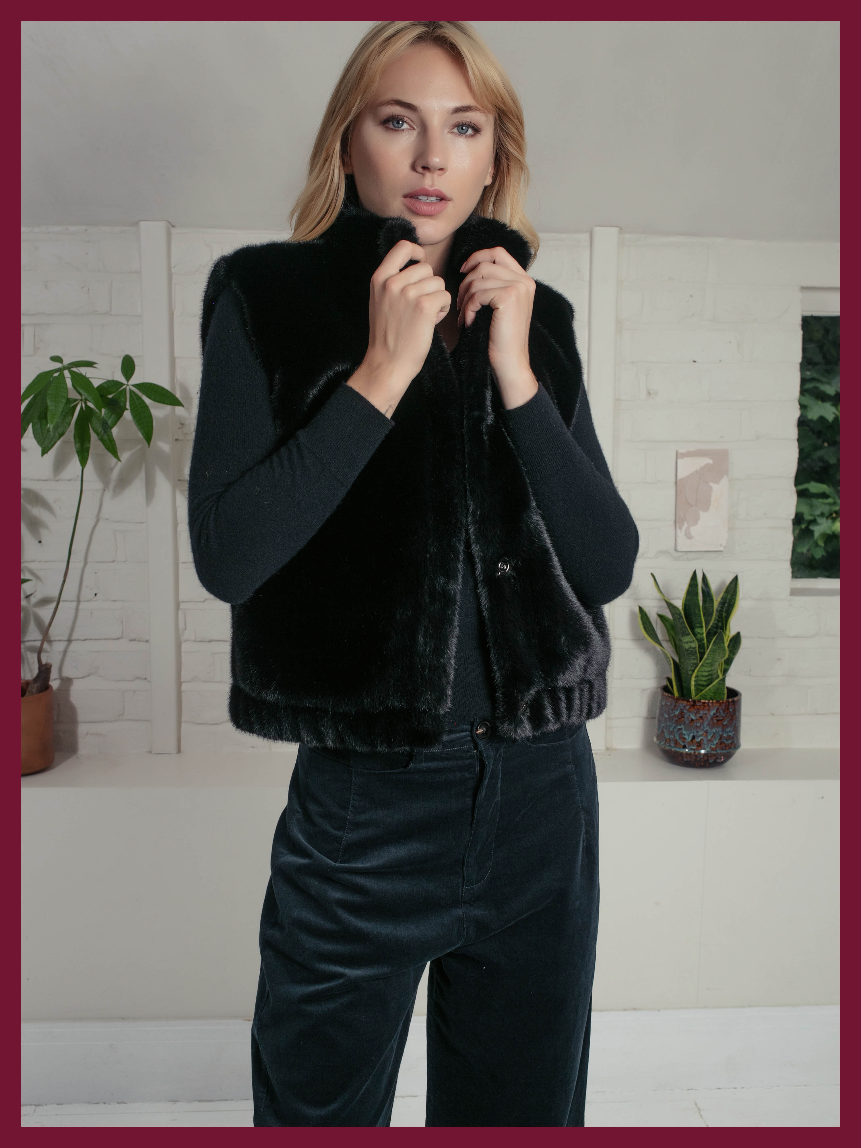Isla Faux Fur Gilet in Black