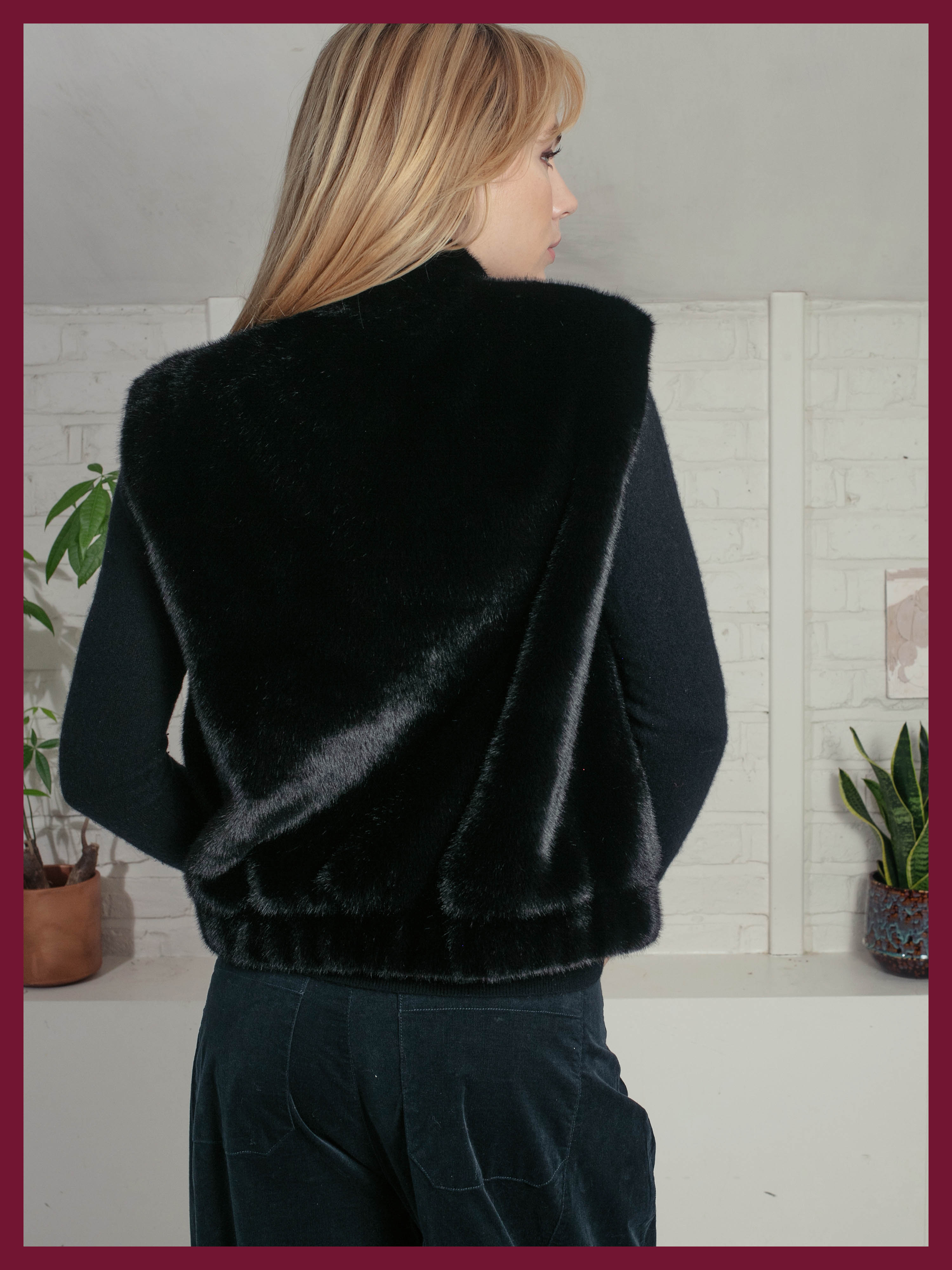Isla Faux Fur Gilet in Black