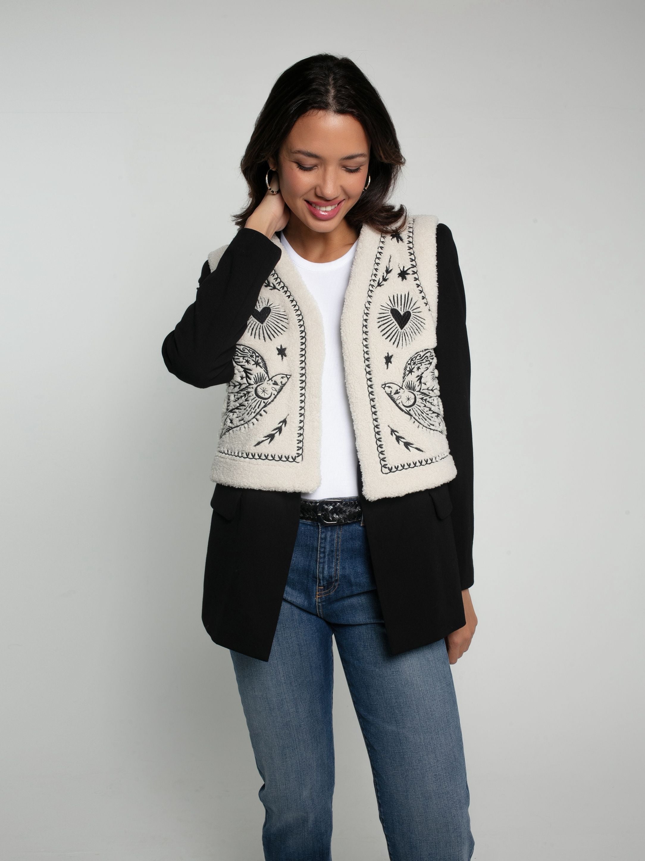 FREE BIRD EMBROIDERED FAUX SHEARLING GILET-CREAM